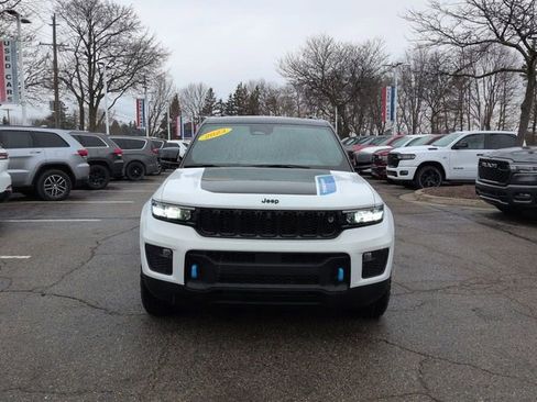 Used 2023 Jeep Grand Cherokee Trailhawk w/ Advanced Protech Group II image 8