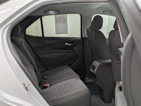 Used 2024 Chevrolet Equinox LT AWD/4WD image 26