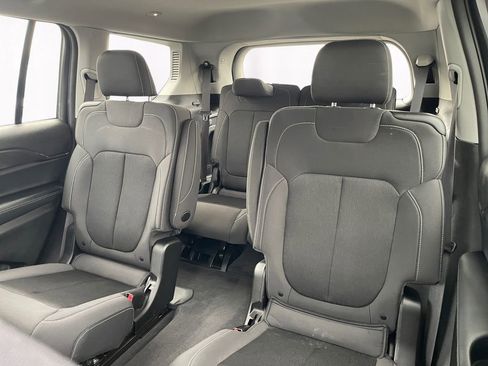 Used 2022 Jeep Grand Cherokee L Laredo w/ Luxury Tech Group I image 13