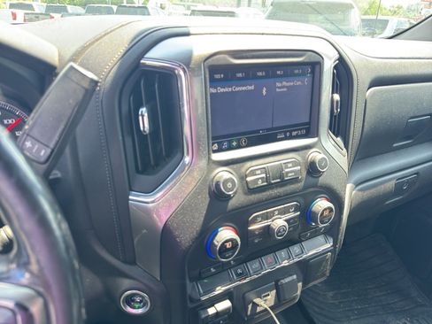 Used 2020 Chevrolet Silverado 1500 LT w/ All-Star Edition AWD/4WD image 9