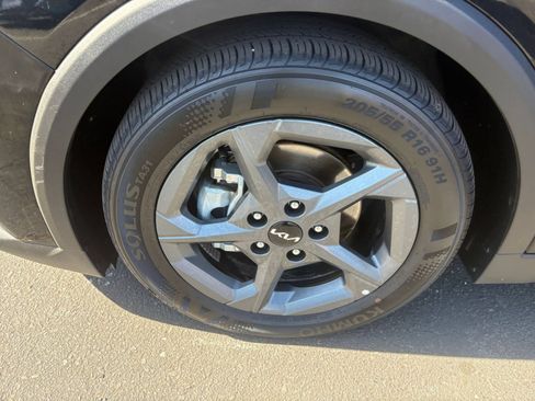 Used 2025 Kia K4 FWD image 30