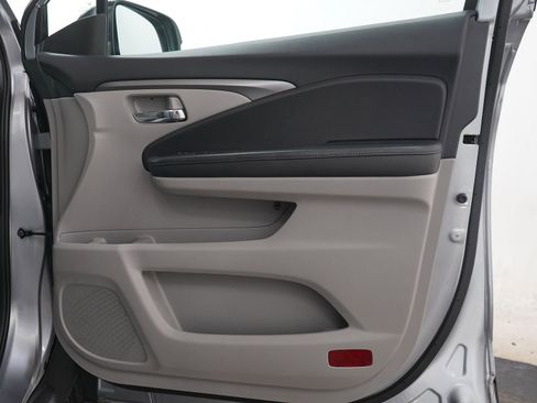 Used 2018 Honda Pilot EX-L image 9