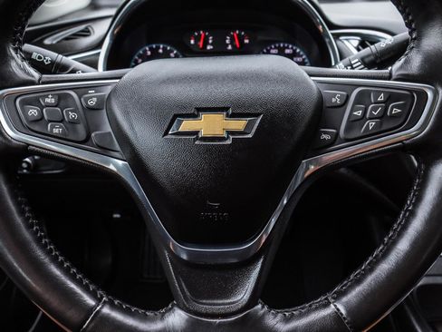 Used 2019 Chevrolet Malibu LT w/ Leather Package FWD image 15