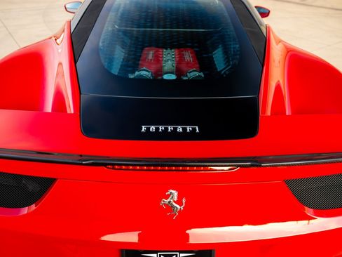 Used 2012 Ferrari 458 Italia Coupe RWD image 10