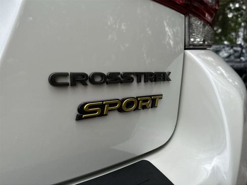 Used 2022 Subaru Crosstrek 2.5i Sport w/ Moonroof Package image 7