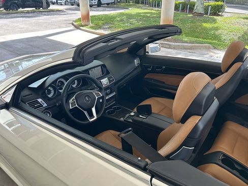 Used 2015 Mercedes-Benz E 550 Cabriolet image 9
