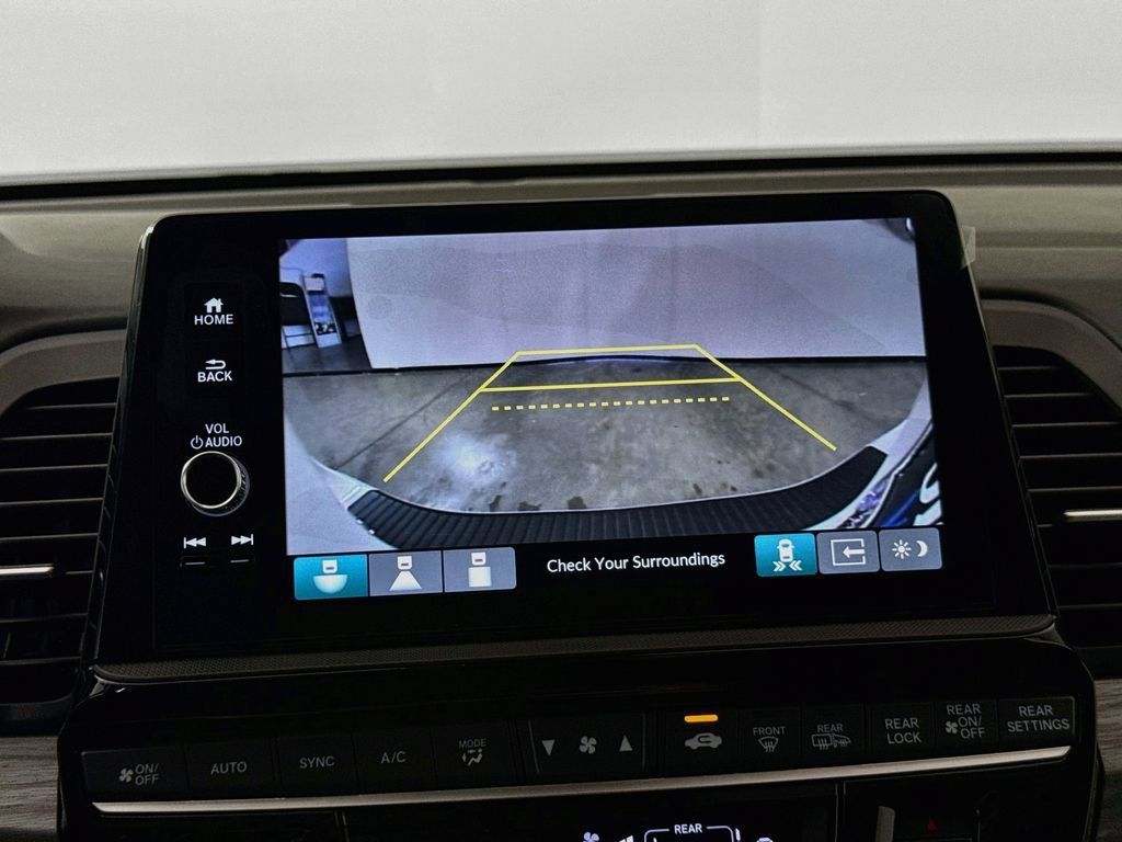New 2026 Honda Odyssey Elite image 17