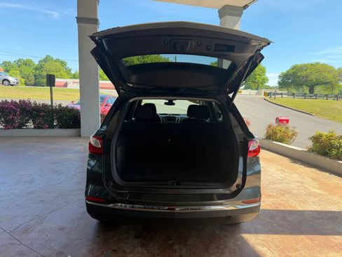 Used 2021 Chevrolet Equinox LT FWD image 23