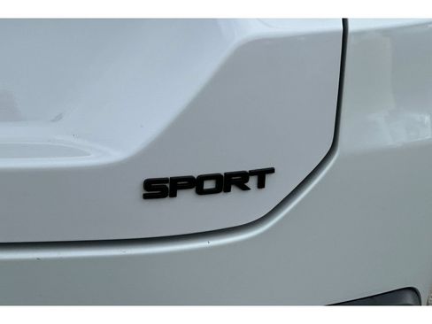 Used 2024 Honda Pilot Sport image 14