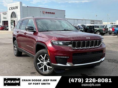 Used 2025 Jeep Grand Cherokee L Limited RWD image 1