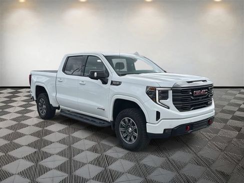 Used 2024 GMC Sierra 1500 AT4 AWD/4WD image 3