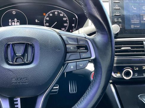 Used 2022 Honda Accord Sport image 11