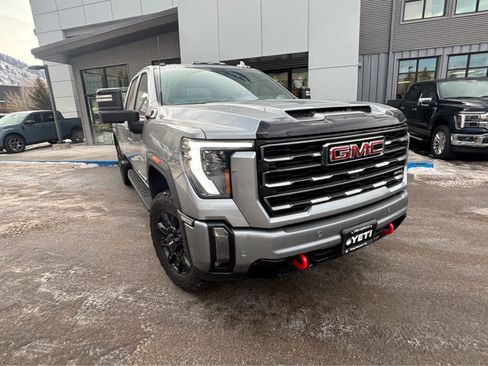 Used 2024 GMC Sierra 2500 AT4 w/ AT4 Premium Plus Package image 27