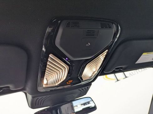 Used 2022 BMW X3 xDrive30i AWD/4WD image 23