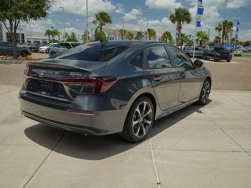 Used 2025 Honda Civic Sport Touring image 5