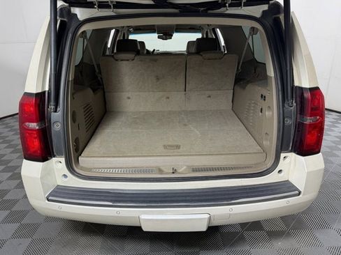 Used 2015 Chevrolet Suburban LTZ w/ Max Trailering Package image 8
