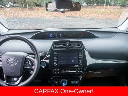 Used 2022 Toyota Prius L Eco image 15
