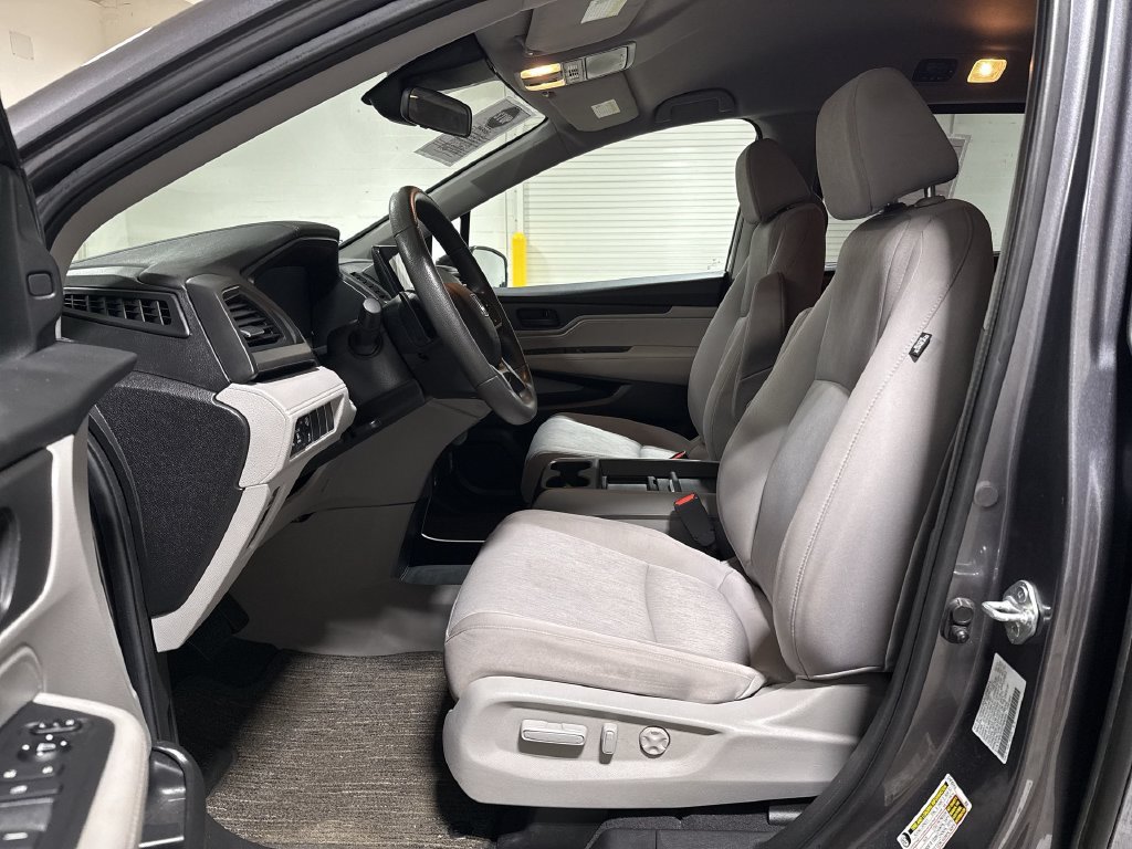 Used 2023 Honda Odyssey EX image 19