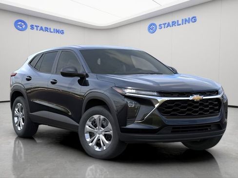 New 2026 Chevrolet Trax LS FWD image 5