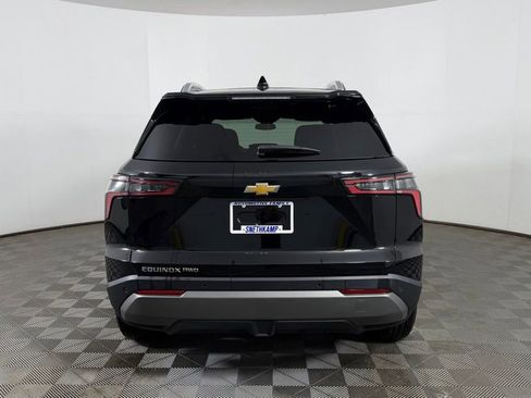 Used 2025 Chevrolet Equinox LT AWD/4WD image 8