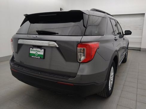 Used 2023 Ford Explorer XLT RWD image 9