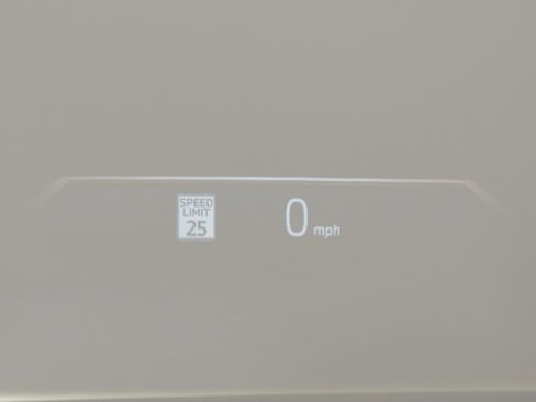 Used 2025 BMW 530i xDrive w/ Premium Package image 41