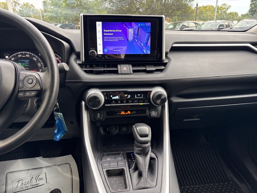 Used 2025 Toyota RAV4 LE FWD image 29