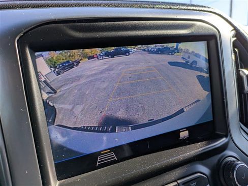 Used 2021 Chevrolet Silverado 2500 LT w/ Z71 Off-Road Package image 26