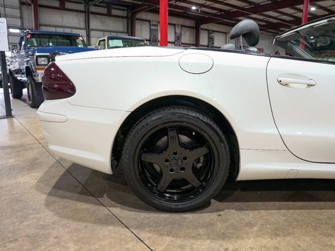 Used 2003 Mercedes-Benz SL 500 image 9