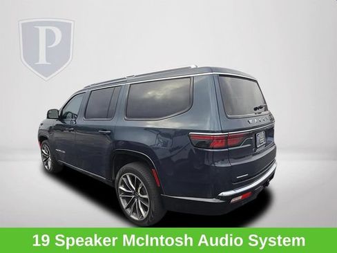 Used 2023 Jeep Wagoneer Series III w/ Premium Group I AWD/4WD image 11