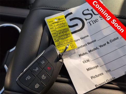 Used 2022 Chevrolet Suburban LT w/ Luxury Package image 36