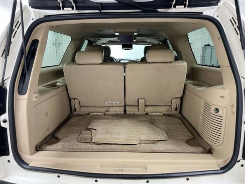 Used 2011 Chevrolet Suburban LTZ AWD/4WD image 25