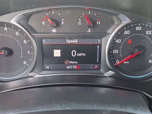 Used 2023 Chevrolet Equinox RS w/ RS Leather Package FWD image 15