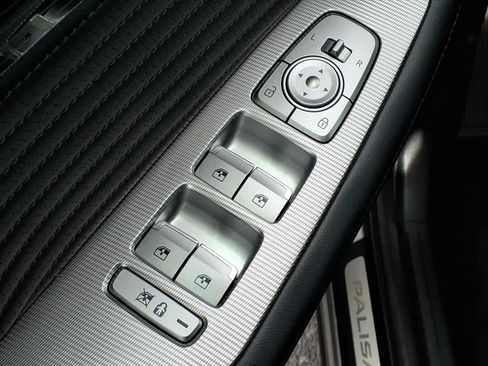 Used 2024 Hyundai Palisade Calligraphy image 22