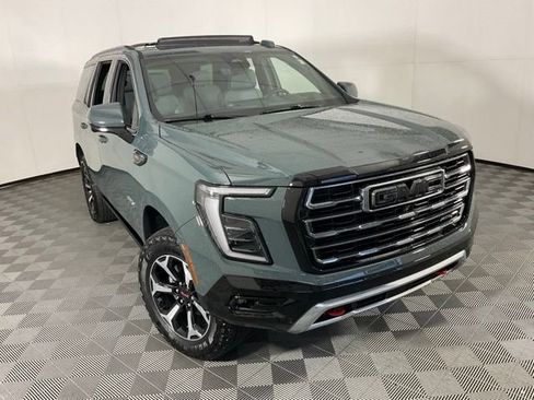 Used 2025 GMC Yukon AT4 w/ AT4 Premium Package AWD/4WD image 51