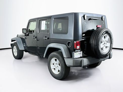 Used 2010 Jeep Wrangler Unlimited Sport AWD/4WD image 5