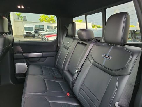 Used 2026 Ford F450 Platinum w/ FX4 Off-Road Package AWD/4WD image 16