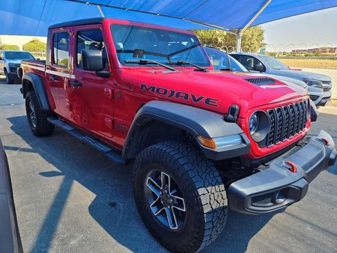 Used 2024 Jeep Gladiator Mojave w/ Safety Group AWD/4WD image 2