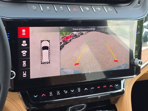 New 2026 Jeep Grand Cherokee Summit AWD/4WD image 8