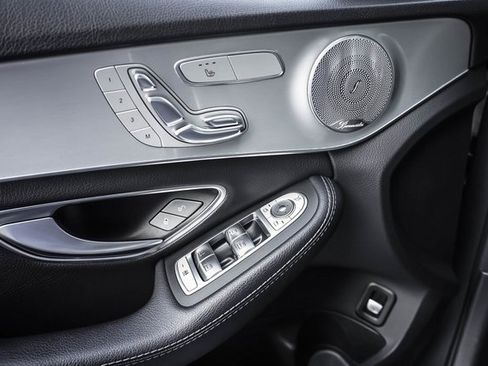 Used 2018 Mercedes-Benz C 300 C 300 image 12