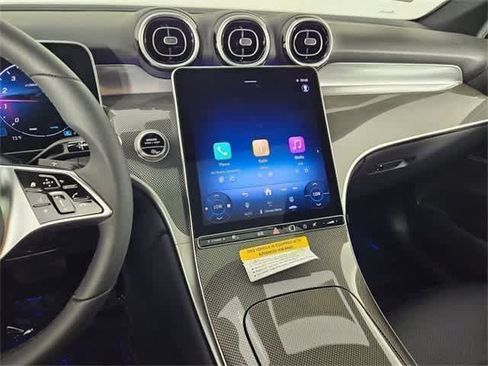 Certified 2025 Mercedes-Benz GLC 300 4MATIC image 51