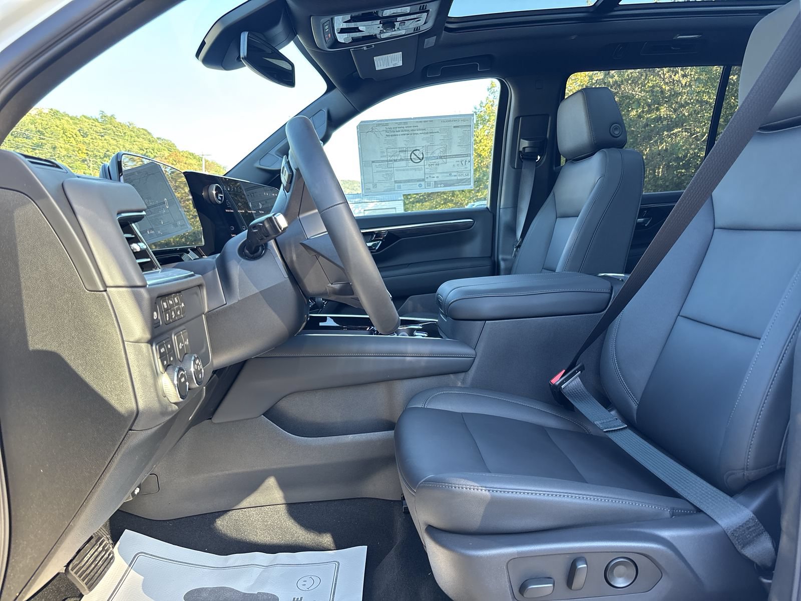 New 2027 Chevrolet Tahoe Z71 w/ Comfort Package AWD/4WD image 14