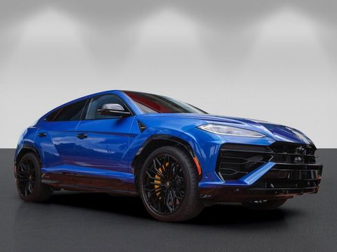 Used 2025 Lamborghini Urus SE AWD/4WD image 29