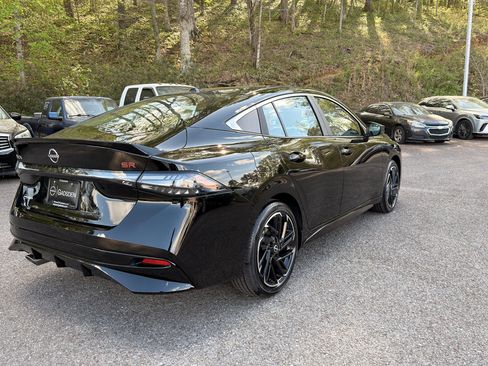 New 2026 Nissan Sentra SR image 2