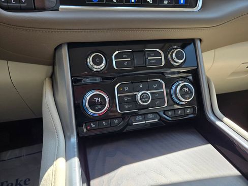 Used 2023 GMC Yukon Denali w/ Max Trailering Package AWD/4WD image 26