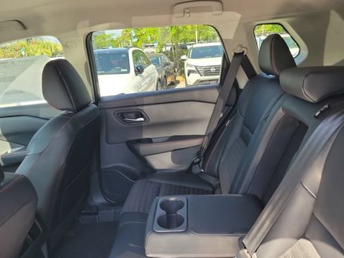 New 2026 Nissan Rogue SV AWD/4WD image 25