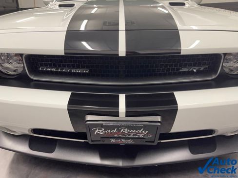 Used 2014 Dodge Challenger SRT8 image 12