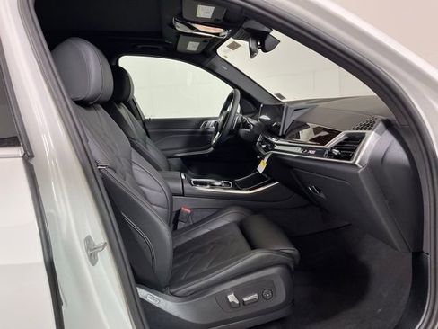 Used 2026 BMW X5 xDrive40i w/ Parking Assistance Package AWD/4WD image 22