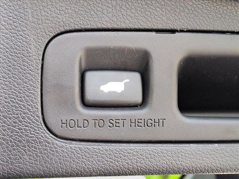 Used 2021 Honda CR-V EX-L image 3