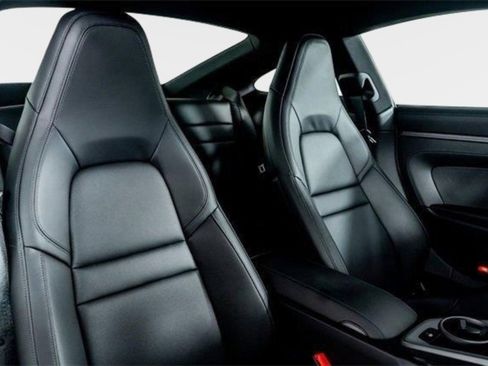 Used 2025 Porsche 911 Carrera image 29